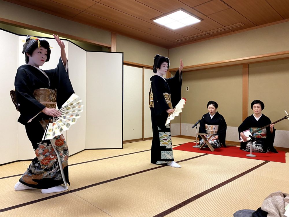 キティ 根付 チューリップ ホタルイカ 輪島朝市 金沢 加賀友禅 忍者 永平寺 金沢】金沢芸妓の舞 in石川県立能楽堂別館 特別公演【KANAZAWA